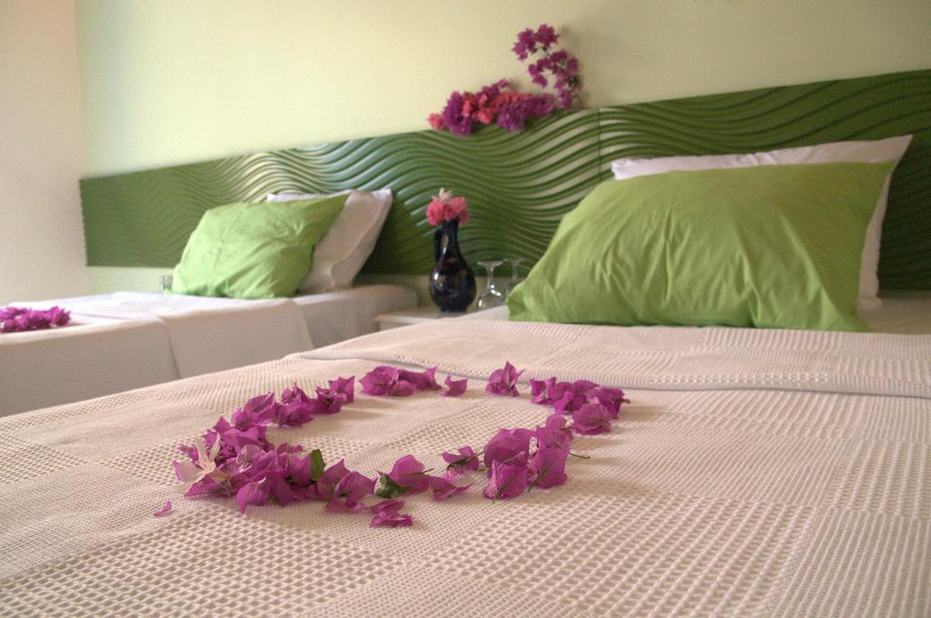 Pasalimani Hotel Кешме Номер фото
