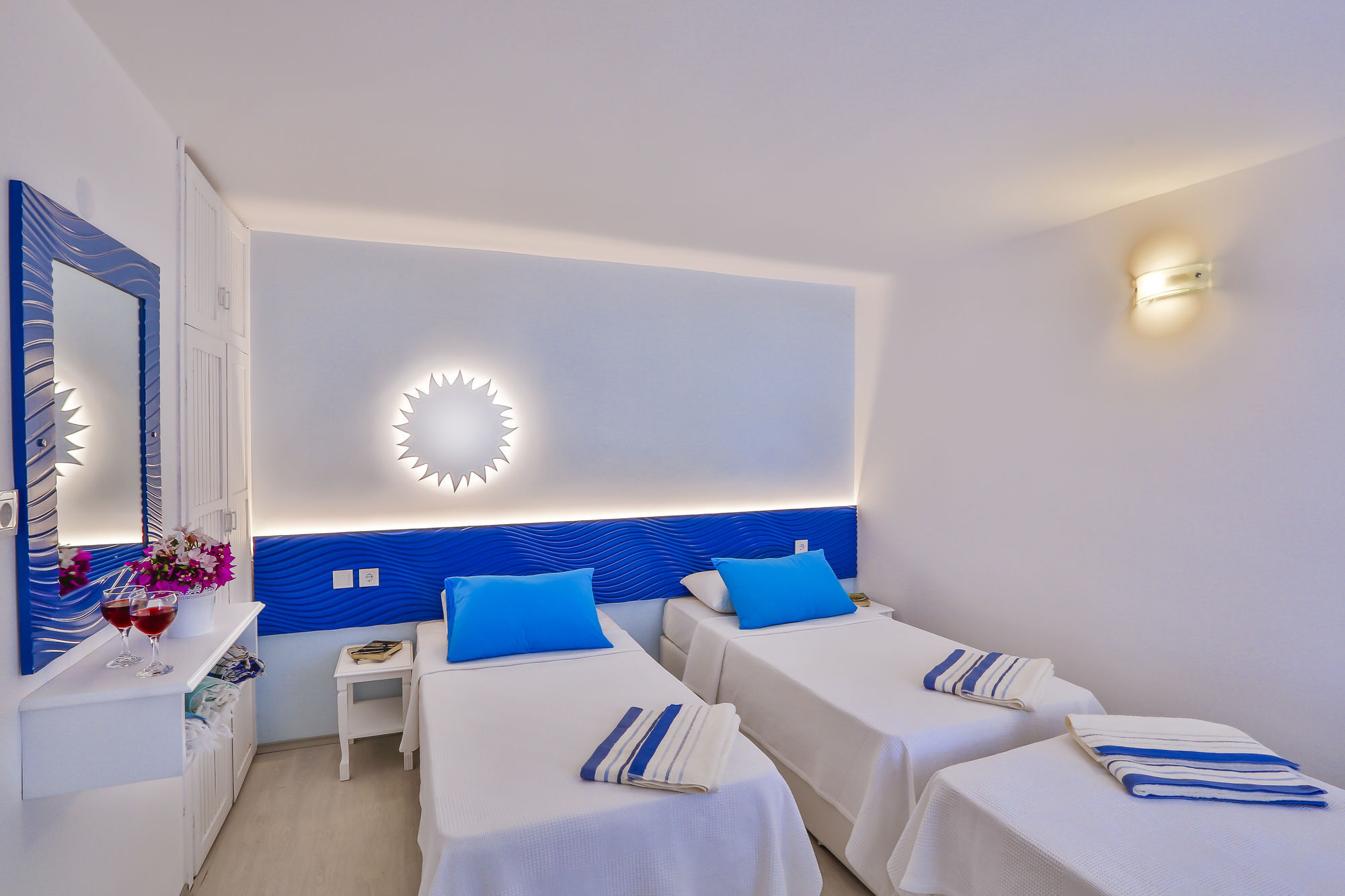 Pasalimani Hotel Кешме Экстерьер фото